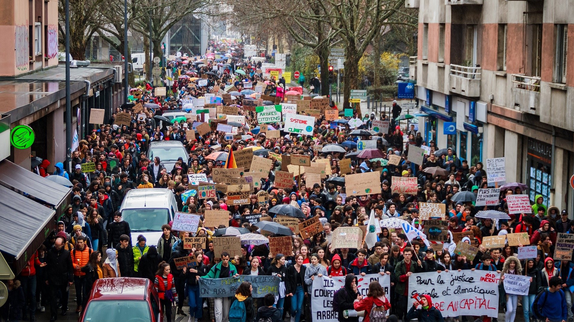 Francia Nuove Manifestazioni Contro Lobbligo Del Green Pass Contropiano